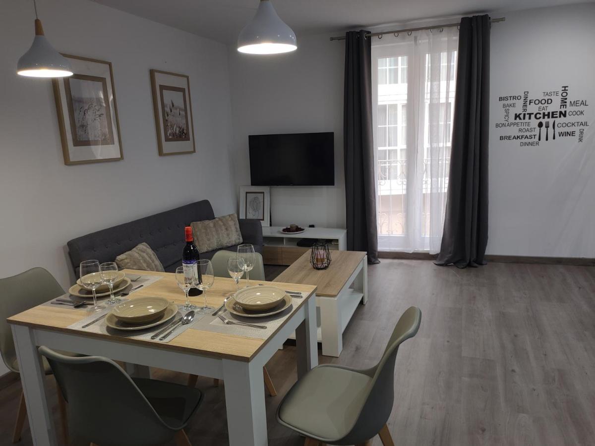 Apartamento Comarca De Haro Luaran gambar