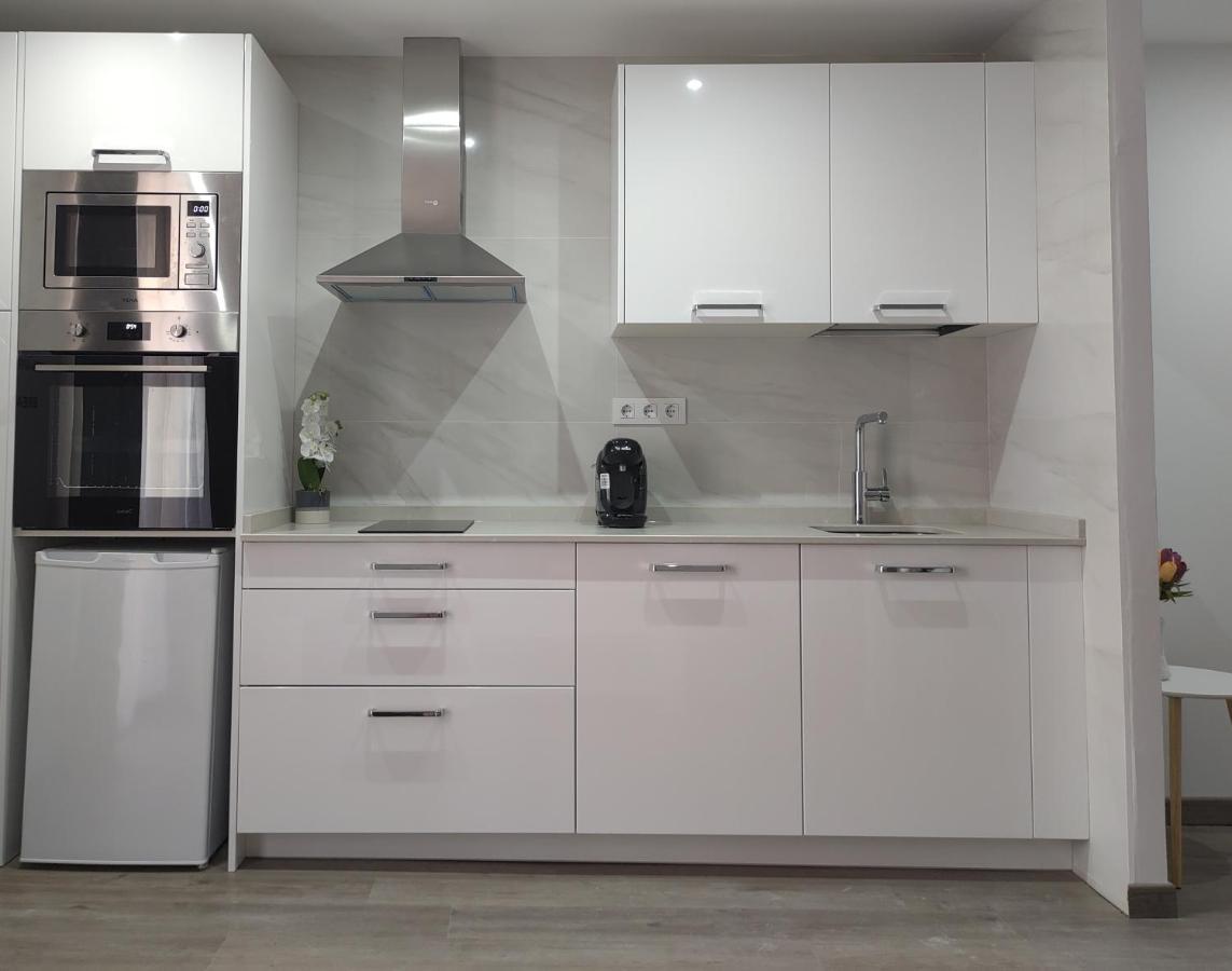Apartamento Comarca De Haro Luaran gambar