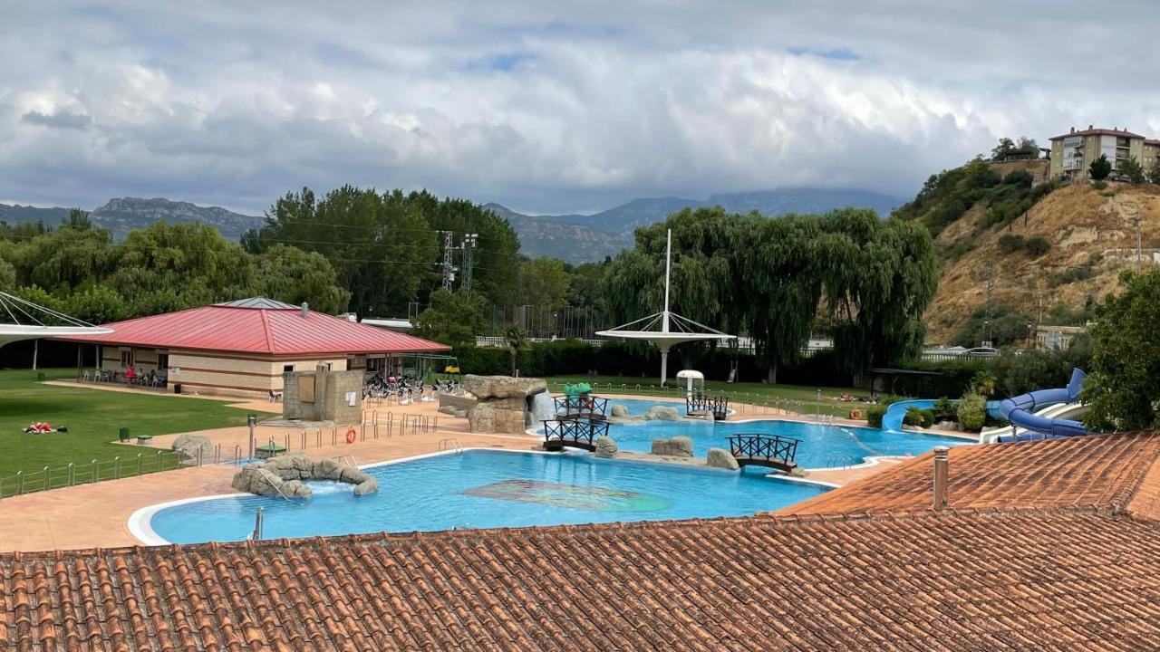 Apartamento Comarca De Haro Luaran gambar